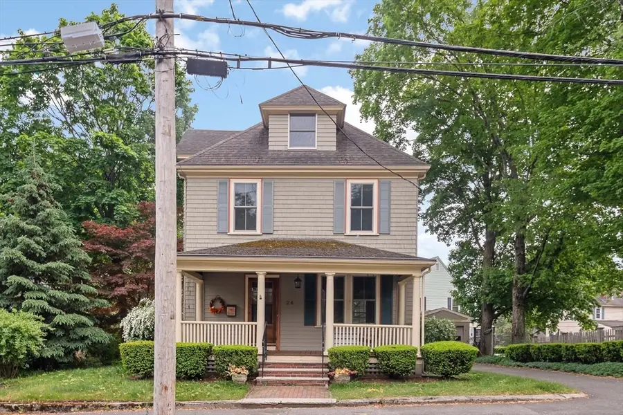 24 Mt Vernon St, Reading, MA 01867 - #2