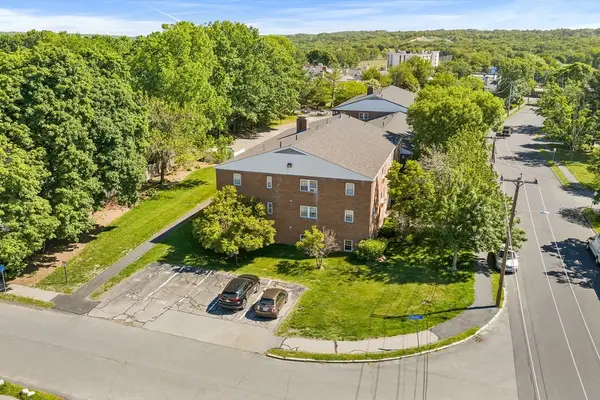226 Rock St #D1, Norwood, MA 02072