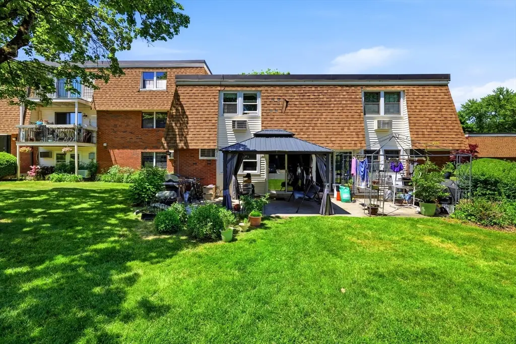 80 Damon Rd #8111, Northampton, MA 01060 - #1
