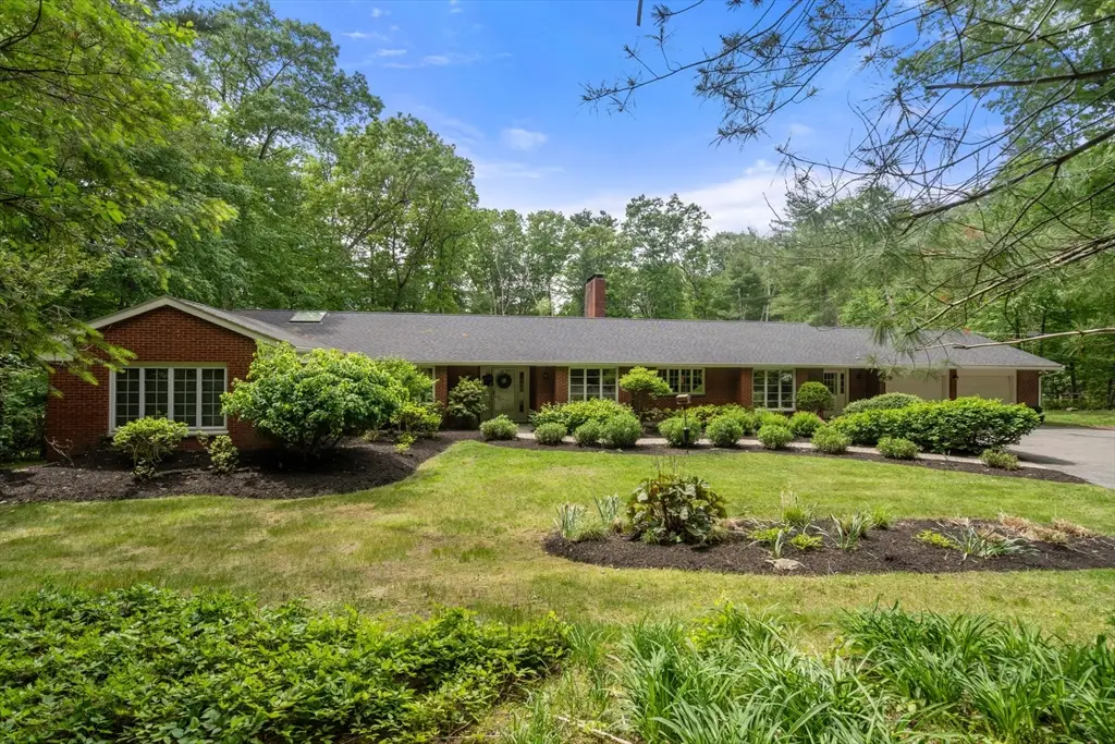 62 Mill St, Sherborn, MA 01770 - #1