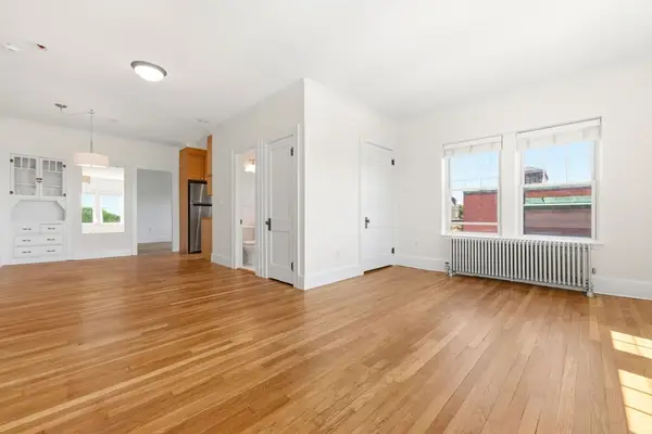 21 Bradlee Rd #54, Medford, MA 02155