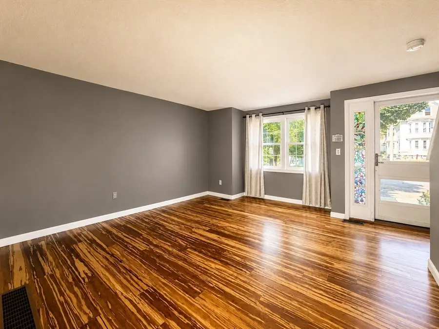 68 Dover St #6, Lowell, MA 01851 - #2