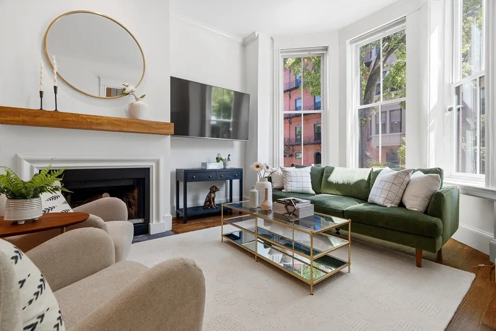 156 Worcester St #4, Boston, MA 02118 - #1