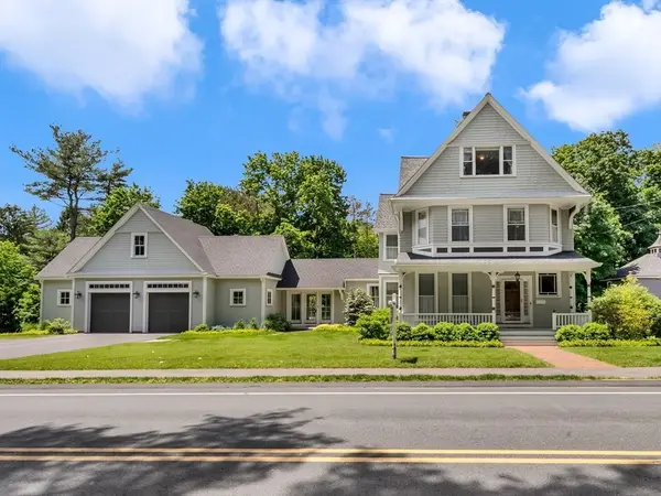 49 Abbot St, Andover, MA 01810