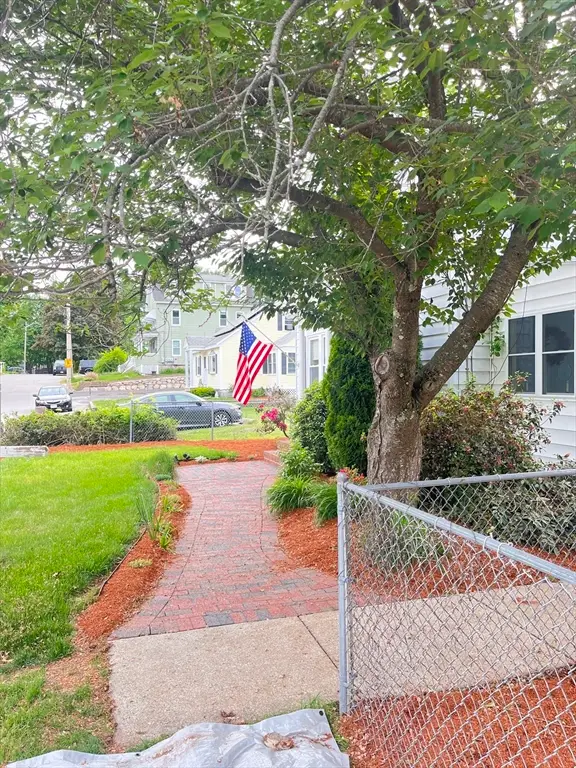 45 Hayes Ave, Lowell, MA 01854 - #3