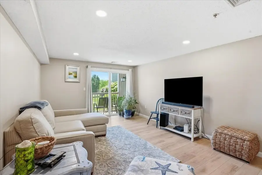 3 Marc Dr #3B1, Plymouth, MA 02360 - #2