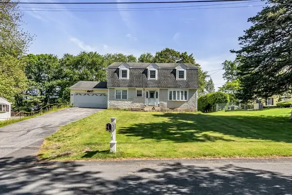 41 Riverview Ave, Methuen, MA 01844