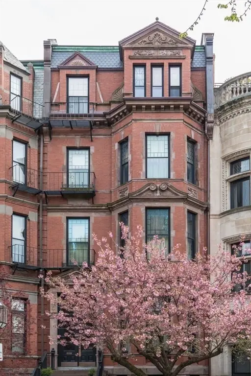 302 Commonwealth Ave #C, Boston, MA 02115