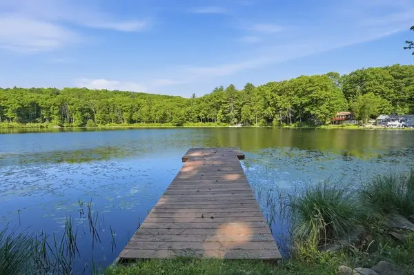97 Nugget Drive, Charlton, MA 01507