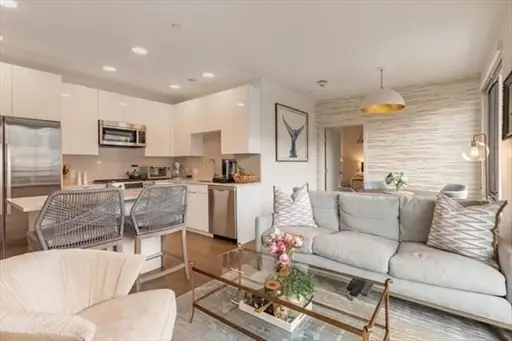 45 Lewis St #401, Boston, MA 02128
