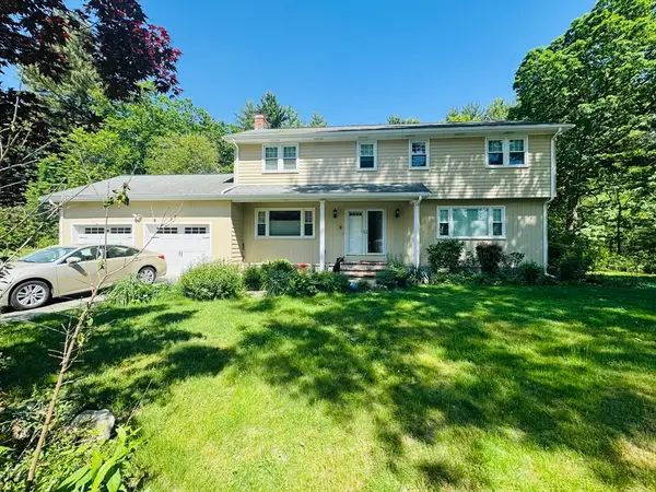 86 Wood End Lane, Medfield, MA 02052