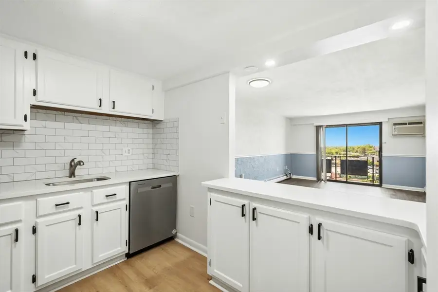 585 Revere Beach Pkwy #509, Revere, MA 02151 - #3