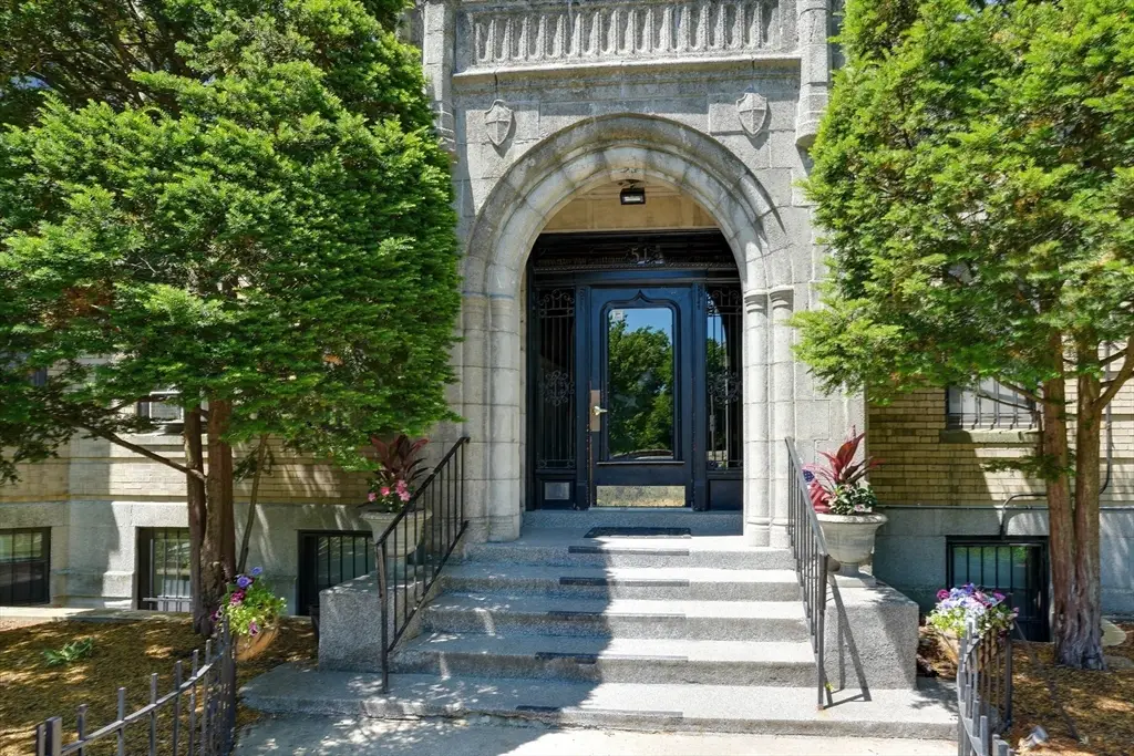 51 Park Drive #27, Boston, MA 02215 - #1