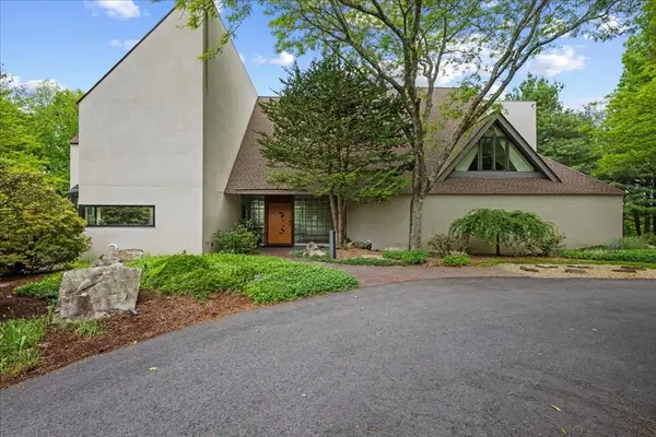 45 Hickory Dr, Worcester, MA 01609