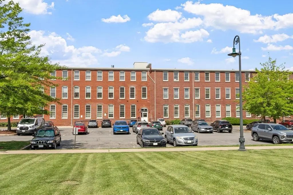 35 Riverwalk Way #R106, Lowell, MA 01854 - #1