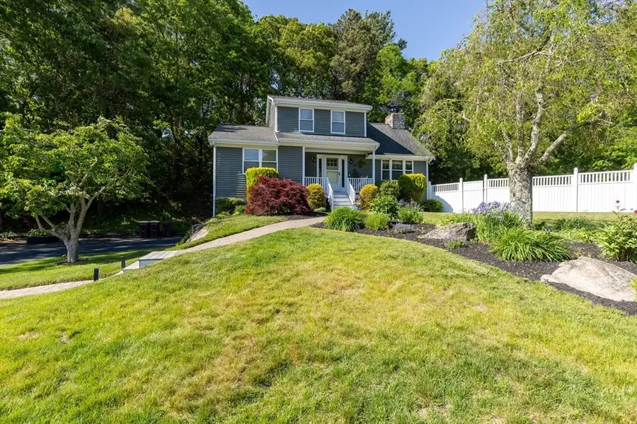 15 Heritage Rd, Acushnet, MA 02743 - #3