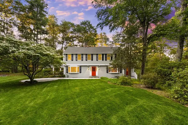 18 Isaac Davis Rd, Concord, MA 01742