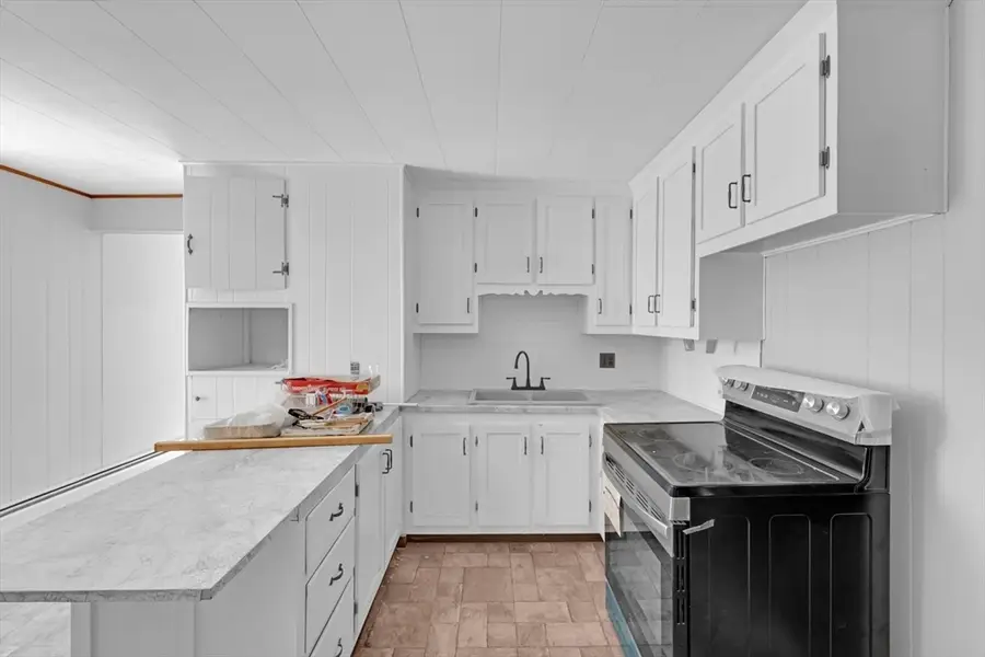 47 Morris St, Southbridge, MA 01550 - #3