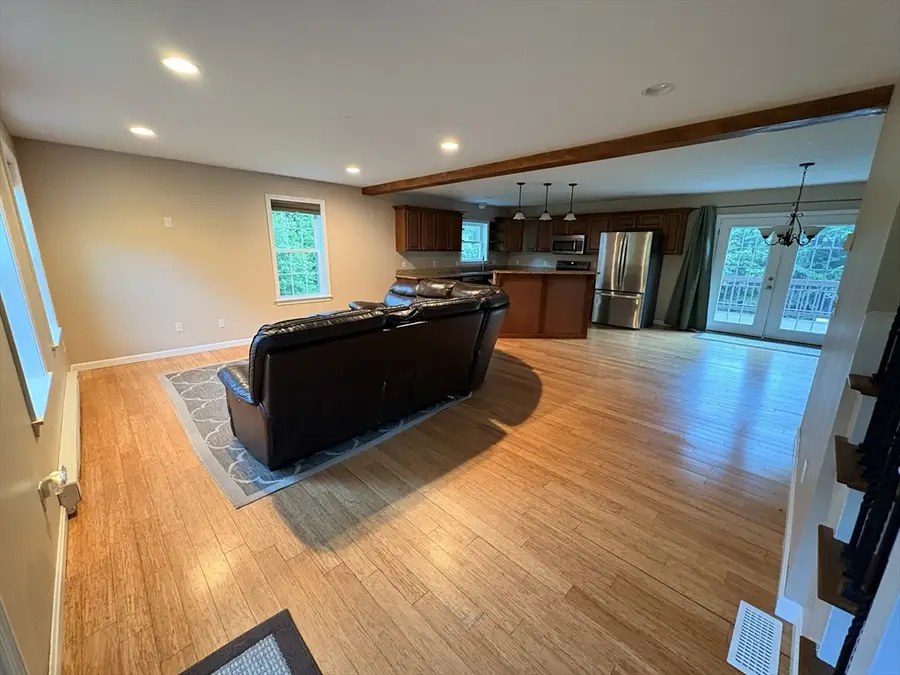 1026 Worcester Rd, New Braintree, MA 01531 - #3