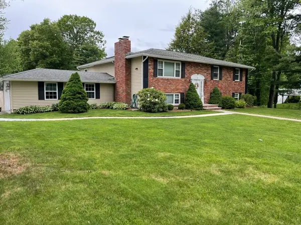 3 Berkshire Rd, Peabody, MA 01960