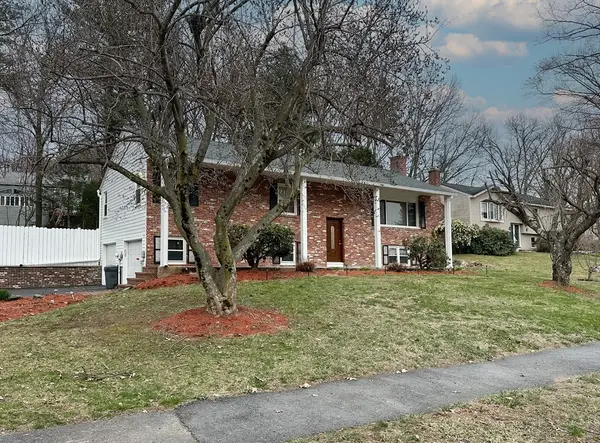 14 Minuteman Way, Shrewsbury, MA 01545