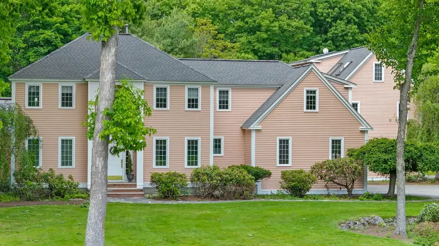 15 Darrell Dr., North Reading, MA 01864 - #2