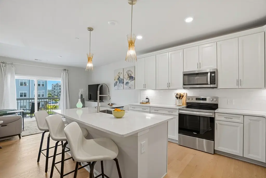 2 Codman Way #2203, Westborough, MA 01581 - #1