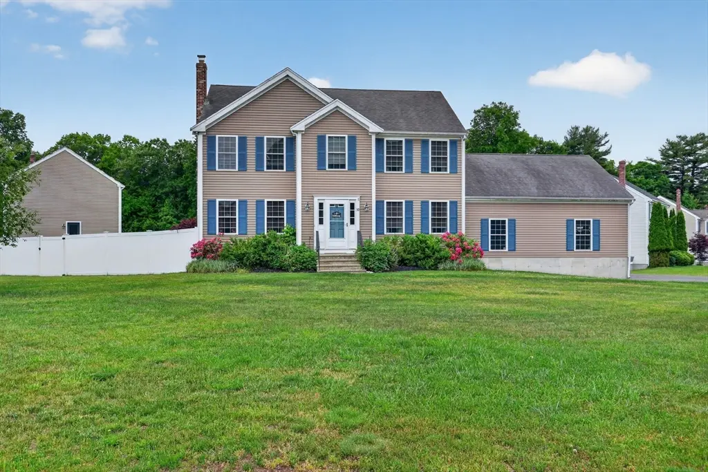 59 Arabian Dr, Taunton, MA 02780 - #1
