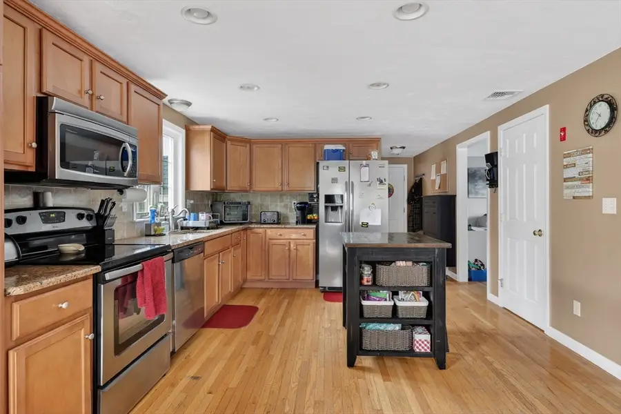 59 Arabian Dr, Taunton, MA 02780 - #3