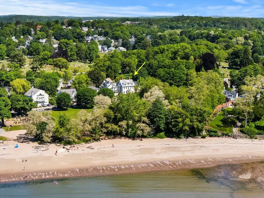 138 Lothrop Street, Beverly, MA 01915 - #2