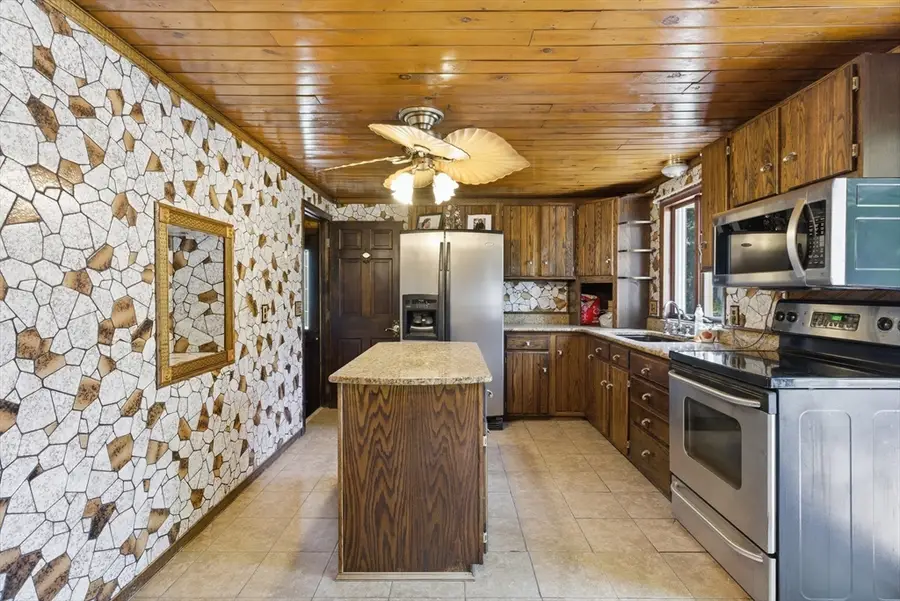 925 West St., Ludlow, MA 01056 - #2