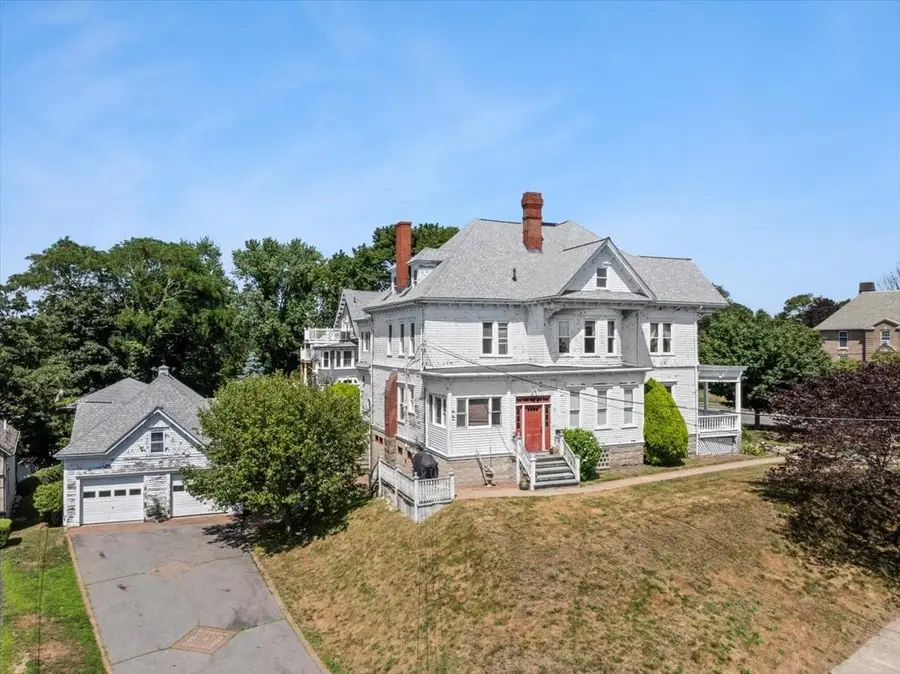 878 Highland Ave, Fall River, MA 02720 - #2