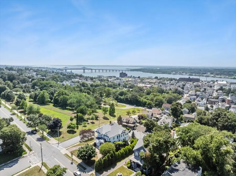 878 Highland Ave, Fall River, MA 02720 - #3