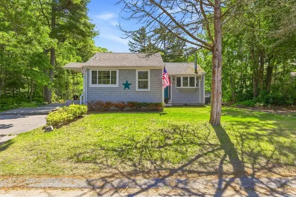 109 Packard St, Plymouth, MA 02360