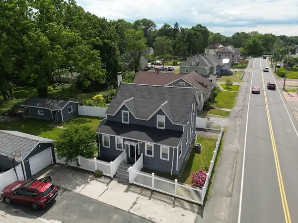 78 West St, Randolph, MA 02368