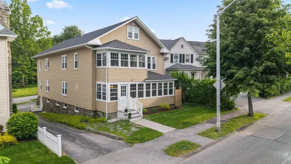 2 Davidson Rd, Worcester, MA 01605