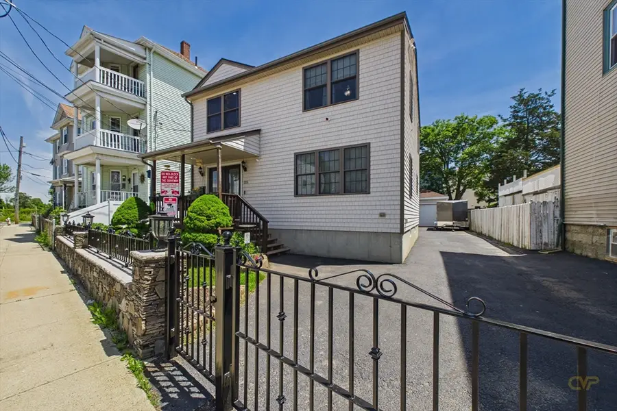 115 Almy St, Fall River, MA 02720 - #3