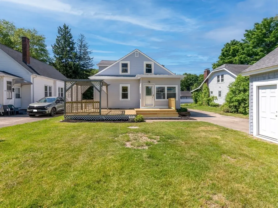 35 Brook St, Seekonk, MA 02771 - #3
