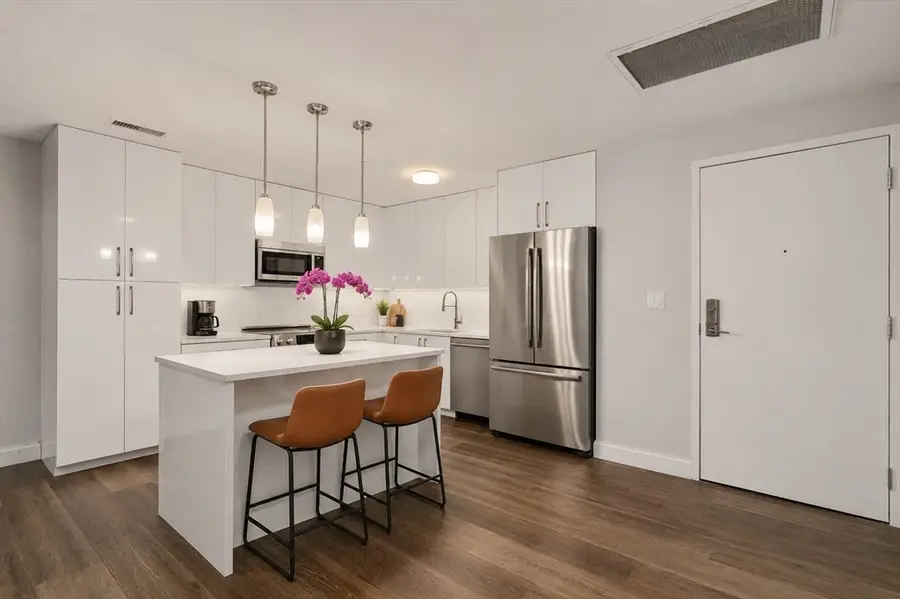 771 Harrison Ave. #406, Boston, MA 02118 - #2