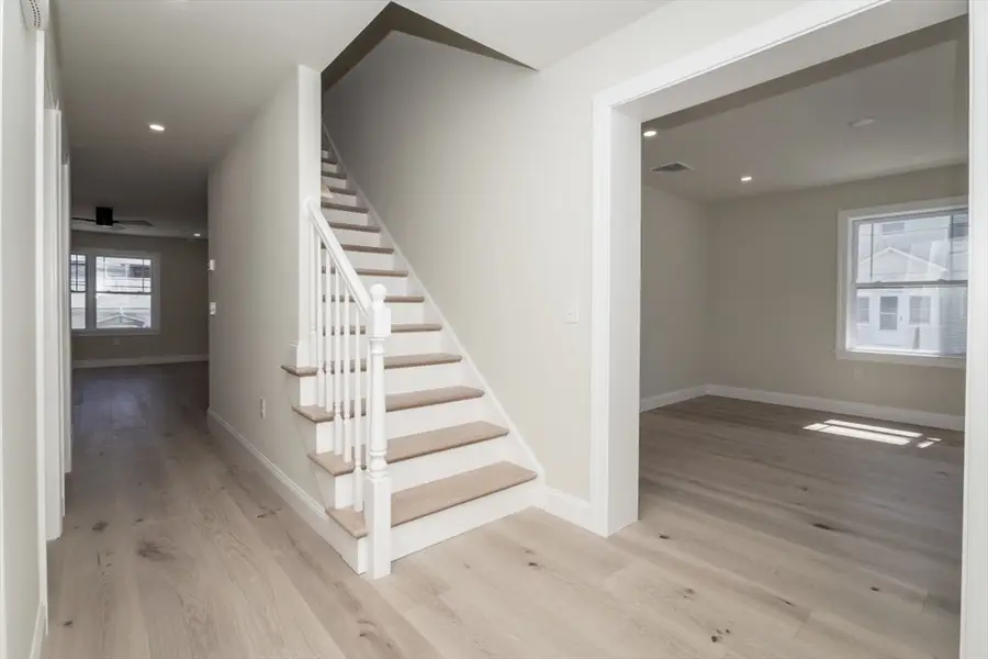 36 Floyd St, Revere, MA 02151 - #3