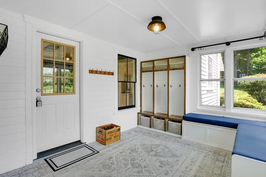 102 Miller St, Ludlow, MA 01056 - #3