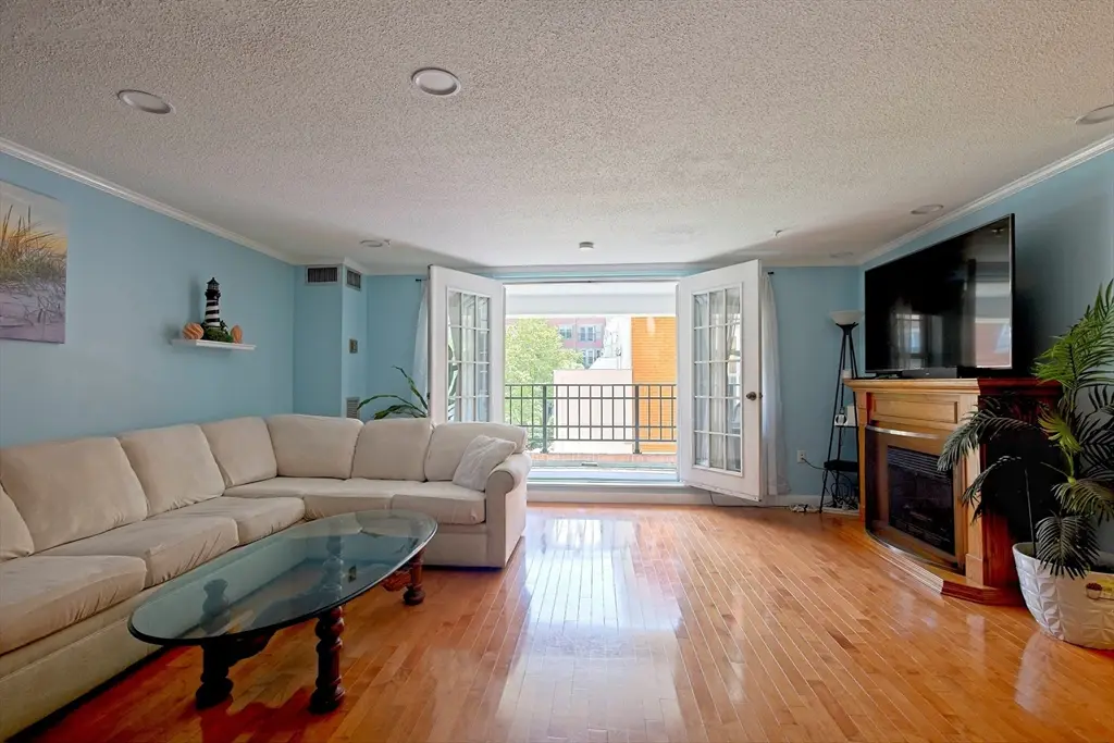 11 Church St #101, Salem, MA 01970 - #1