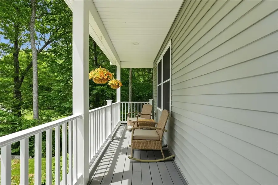 109 Thurlow St, Georgetown, MA 01833 - #3