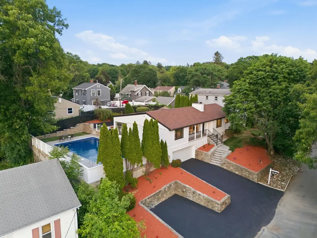 7 Berkeley St, Melrose, MA 02176 - #1