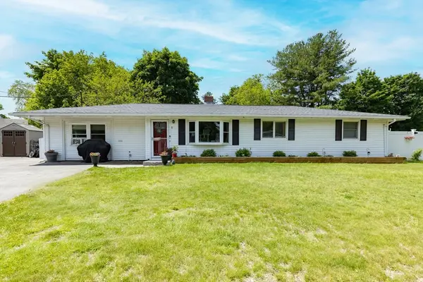 8 Andover Road, Beverly, MA 01915