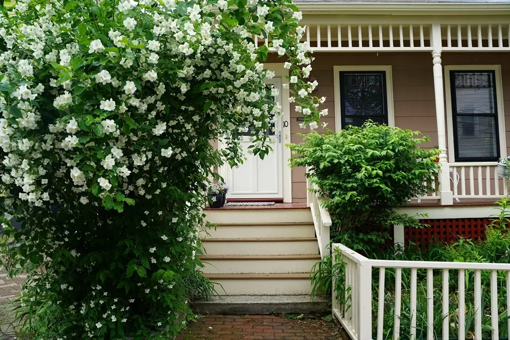 10 Mountain Ave, Somerville, MA 02143 - #1