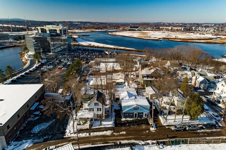 13 Ash St, Quincy, MA 02171 - #3
