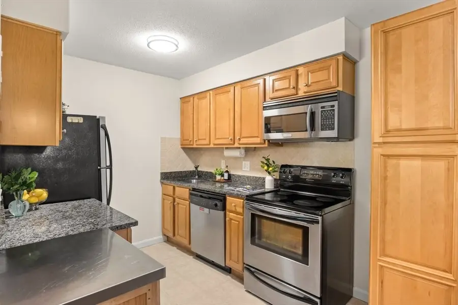18 Dailey Street #H, Attleboro, MA 02703 - #2
