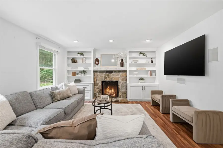 25 North St, Hopkinton, MA 01748 - #3