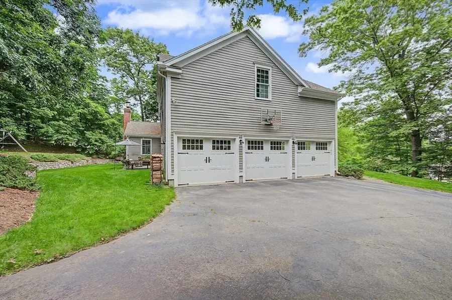 13 Hearthstone Rd, Hopkinton, MA 01748 - #2